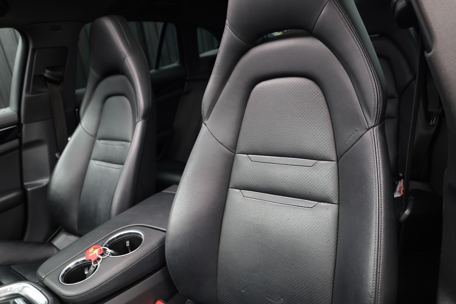 Used Porsche Panamera 2018 for sale - 77862767: Photo 32