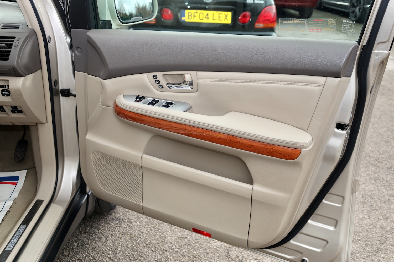 Used Lexus RX 2005 for sale - 76979422: Photo 29