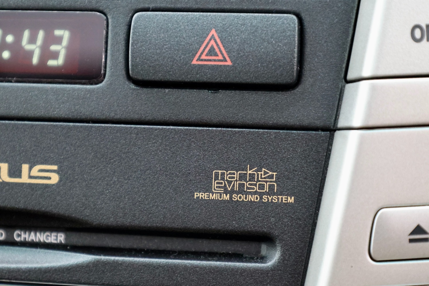 Used Lexus RX 2005 for sale - 76979422: Photo 40