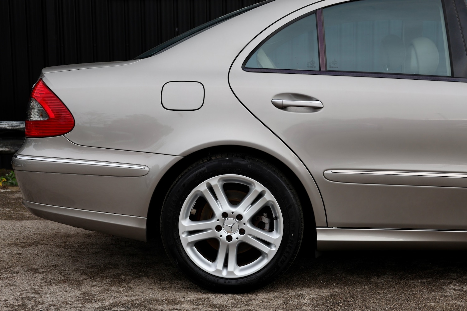 Used Mercedes-Benz E-Class 2007 for sale - 76162527: Photo 14
