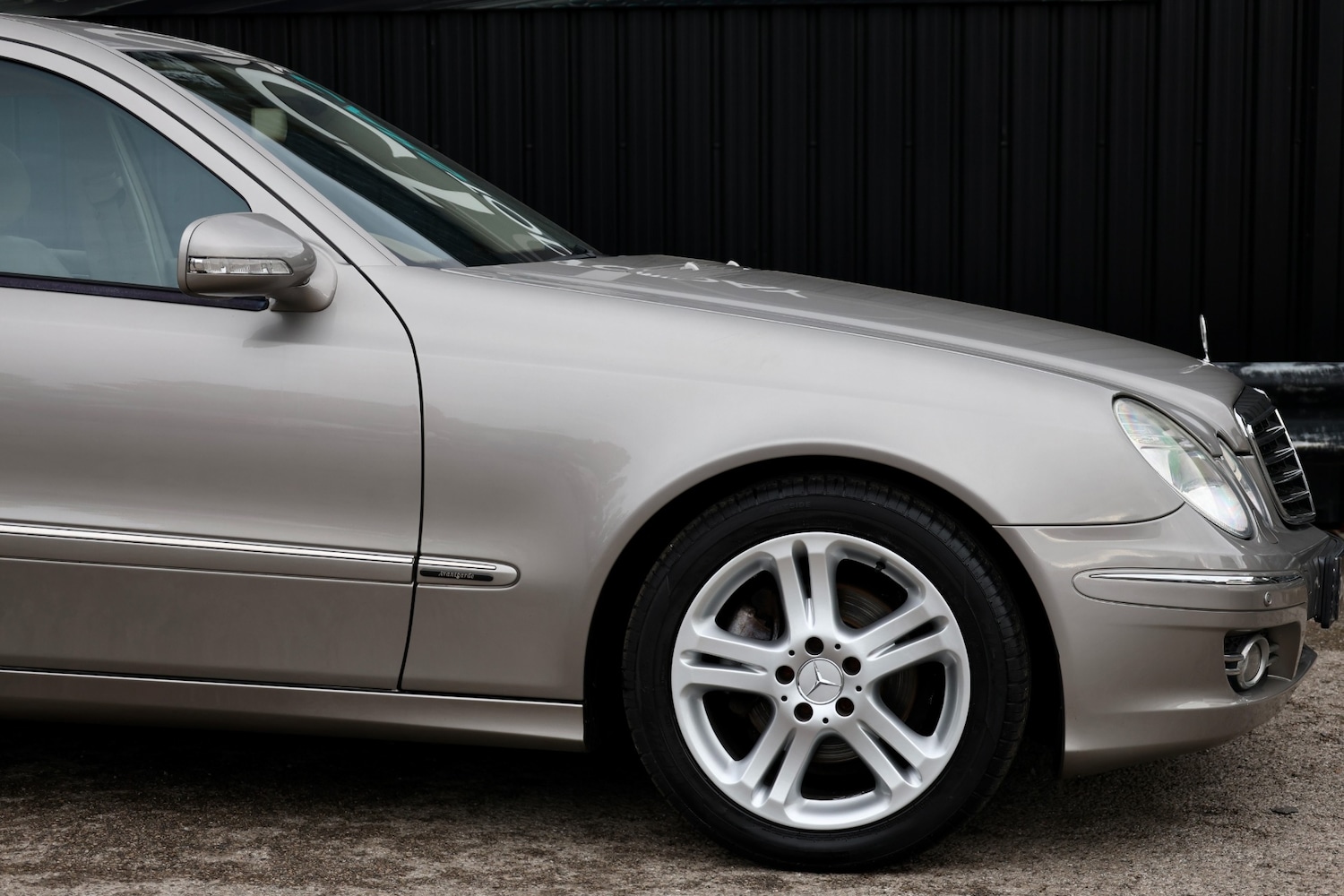 Used Mercedes-Benz E-Class 2007 for sale - 76162527: Photo 15