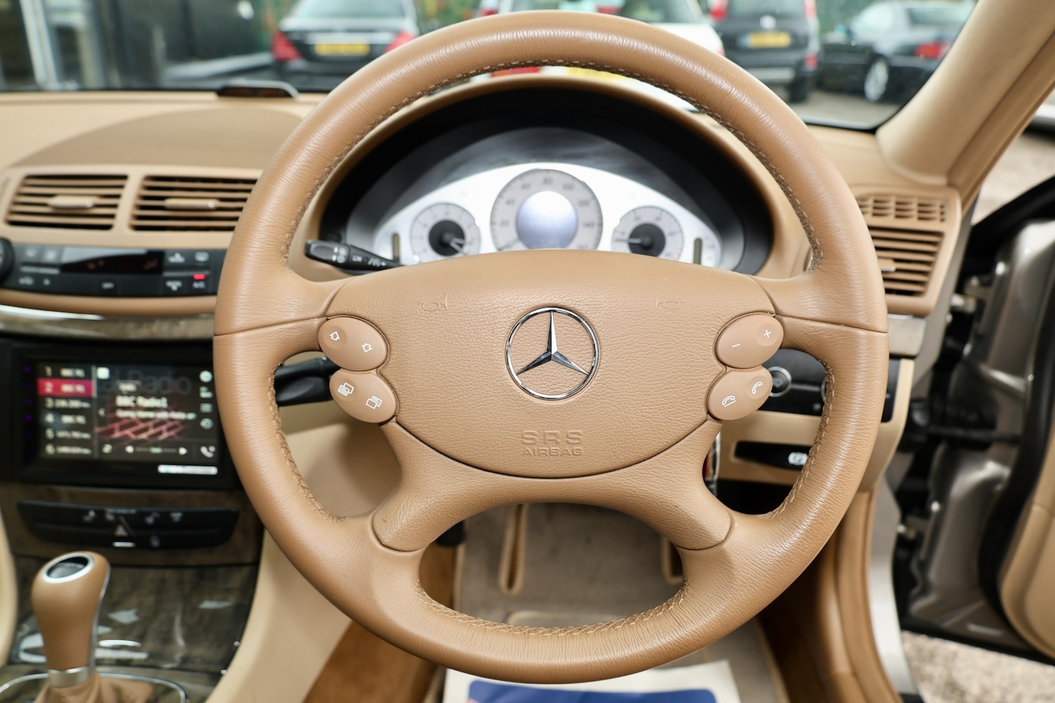 Used Mercedes-Benz E-Class 2007 for sale - 76162527: Photo 27