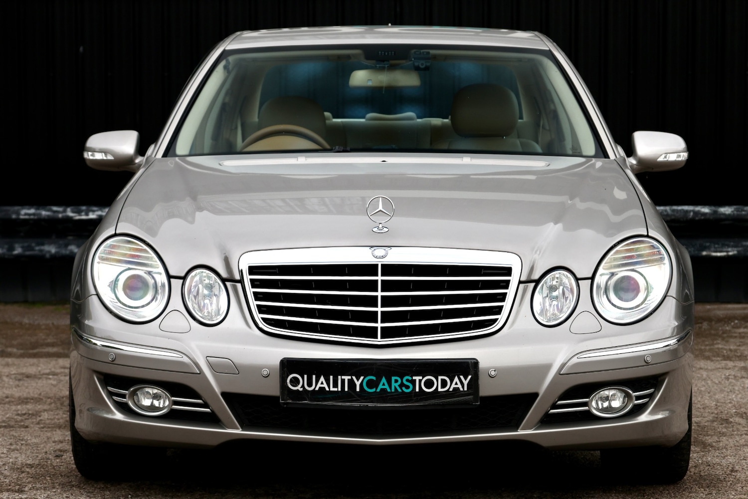 Used Mercedes-Benz E-Class 2007 for sale - 76162527: Photo 4