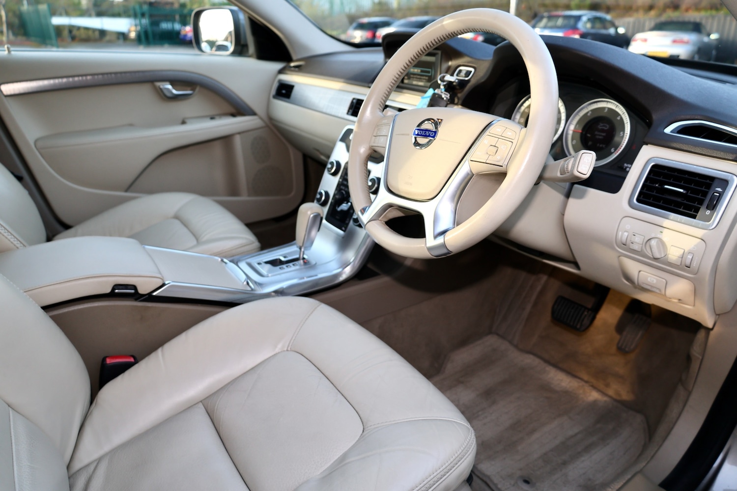 Used Volvo XC70 2011 for sale - 76529244: Photo 7