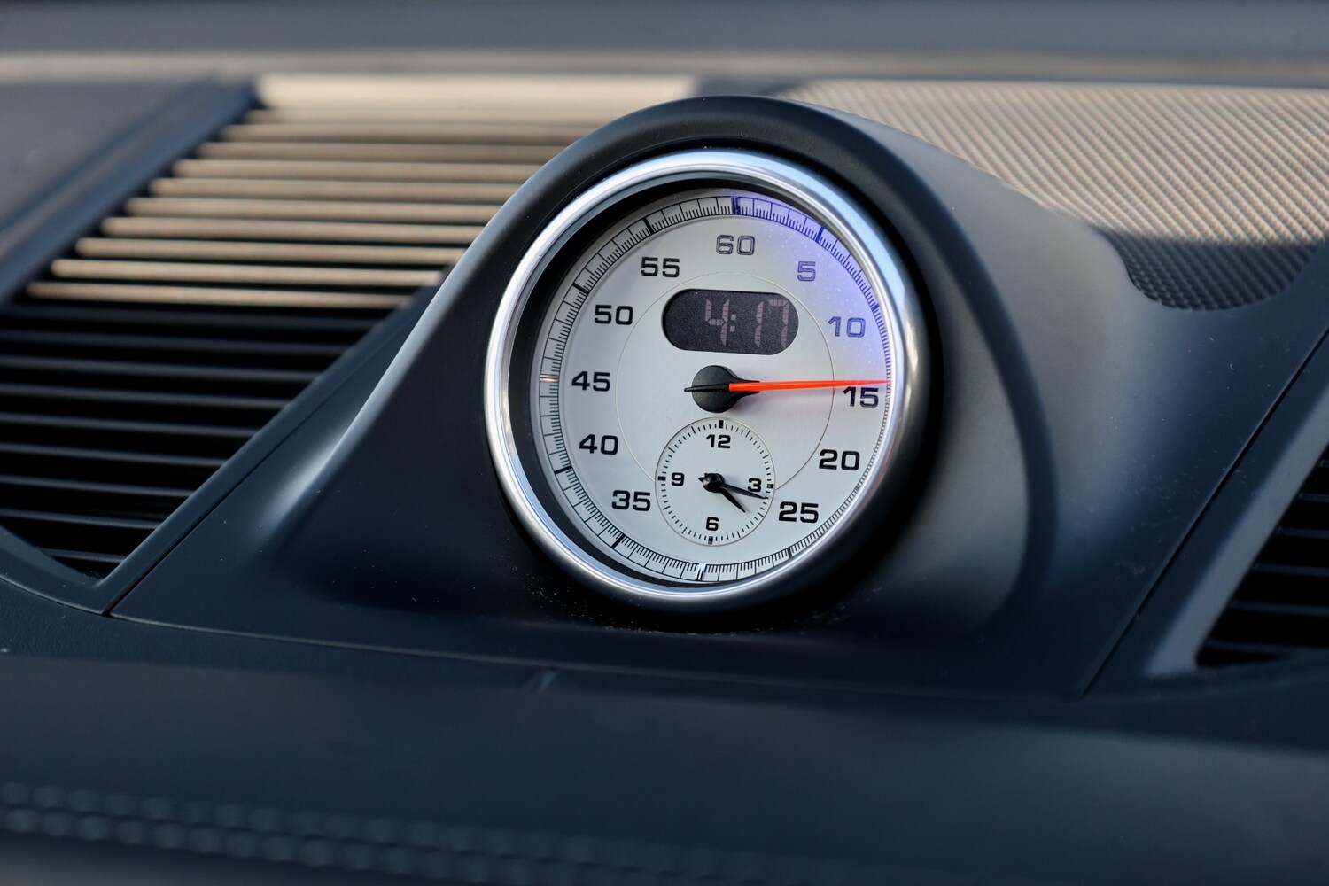 Used Porsche Macan 2020 for sale - 78159548: Photo 32