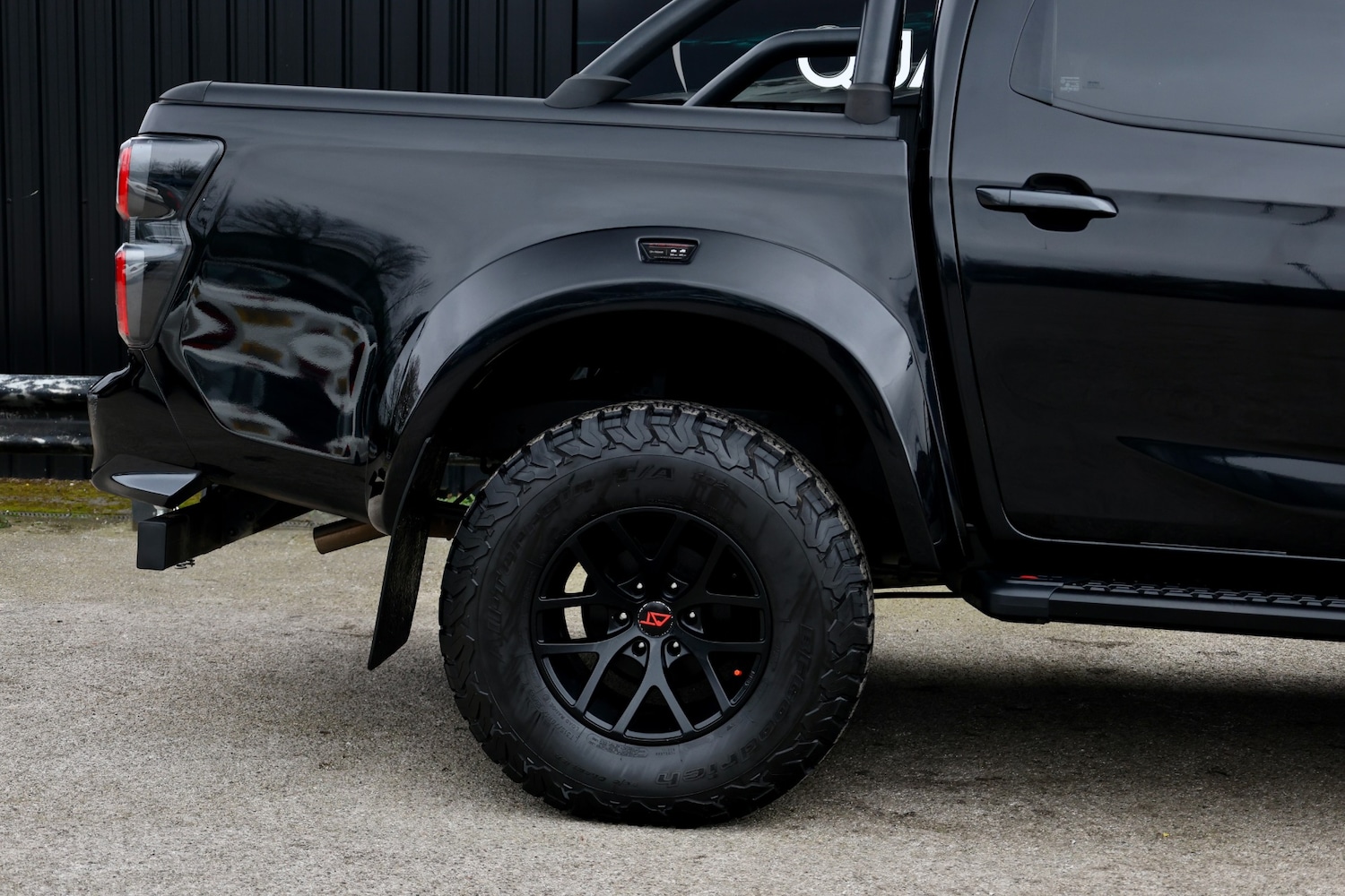 Used Isuzu D-Max 2023 for sale - 77991852: Photo 19