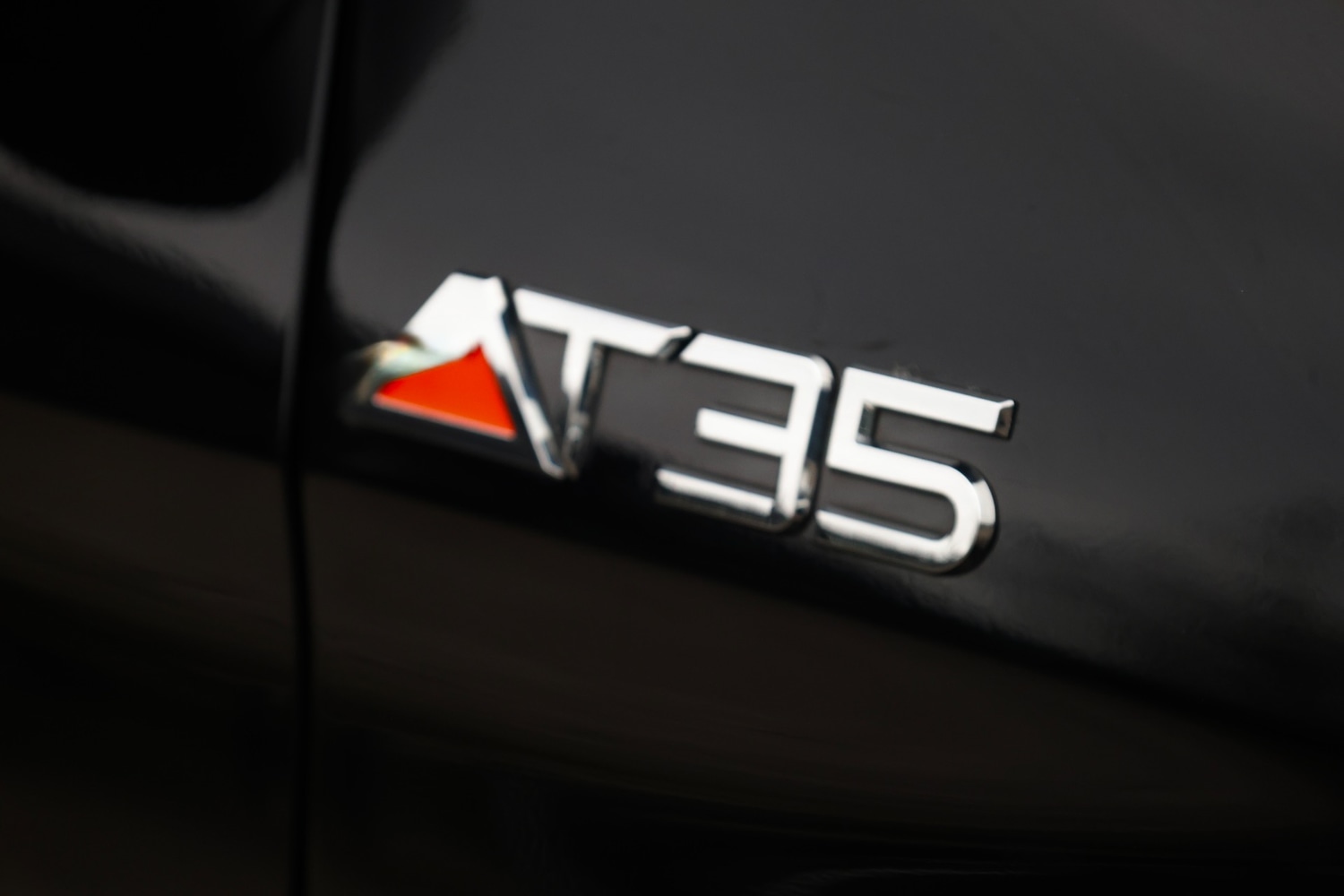 Used Isuzu D-Max 2023 for sale - 77991852: Photo 32