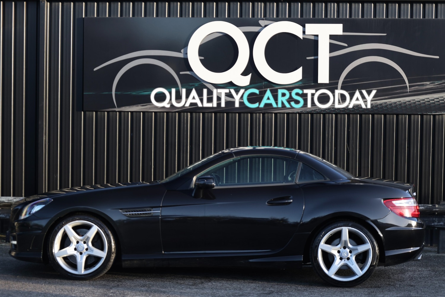 Used Mercedes-Benz SLK 2012 for sale - 77103212: Photo 2