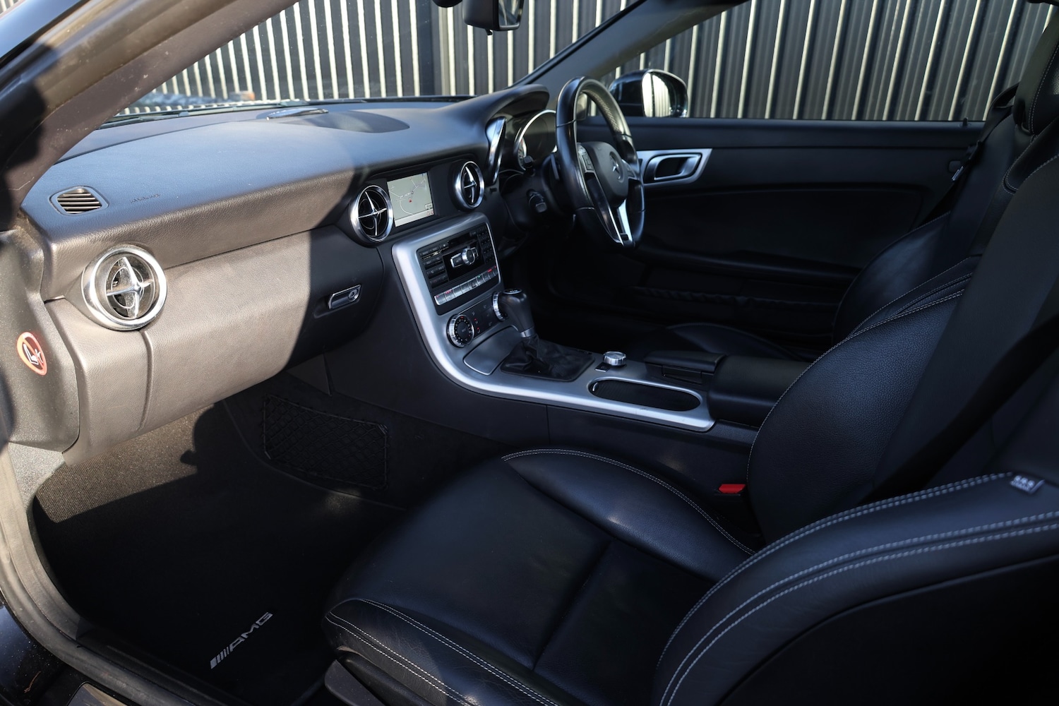 Used Mercedes-Benz SLK 2012 for sale - 77103212: Photo 3