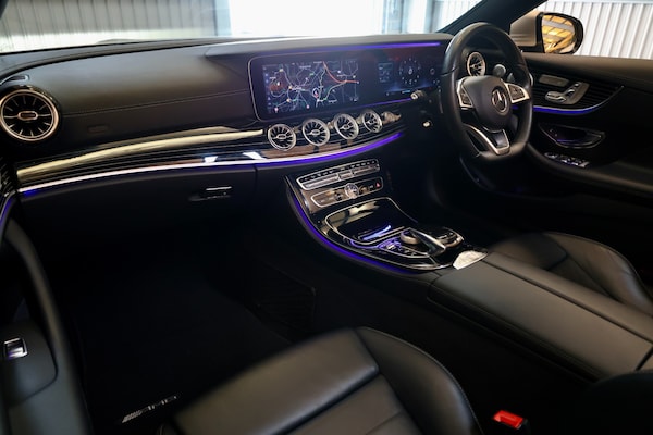Used Mercedes-Benz E-Class 2017 for sale - 75265367: Photo 3