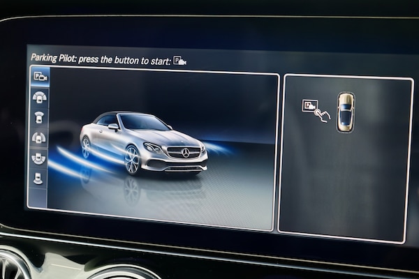 Used Mercedes-Benz E-Class 2017 for sale - 75265367: Photo 44