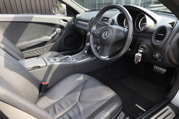 Used Mercedes-Benz SLK 2008 for sale - 75574072: Photo 9