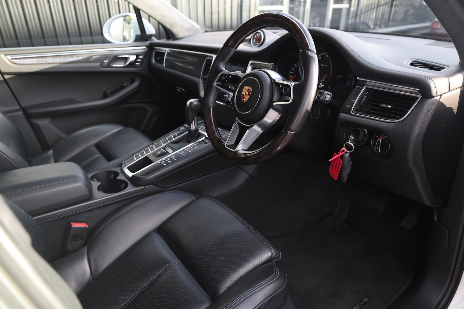 Used Porsche Macan 2014 for sale - 76401841: Photo 12