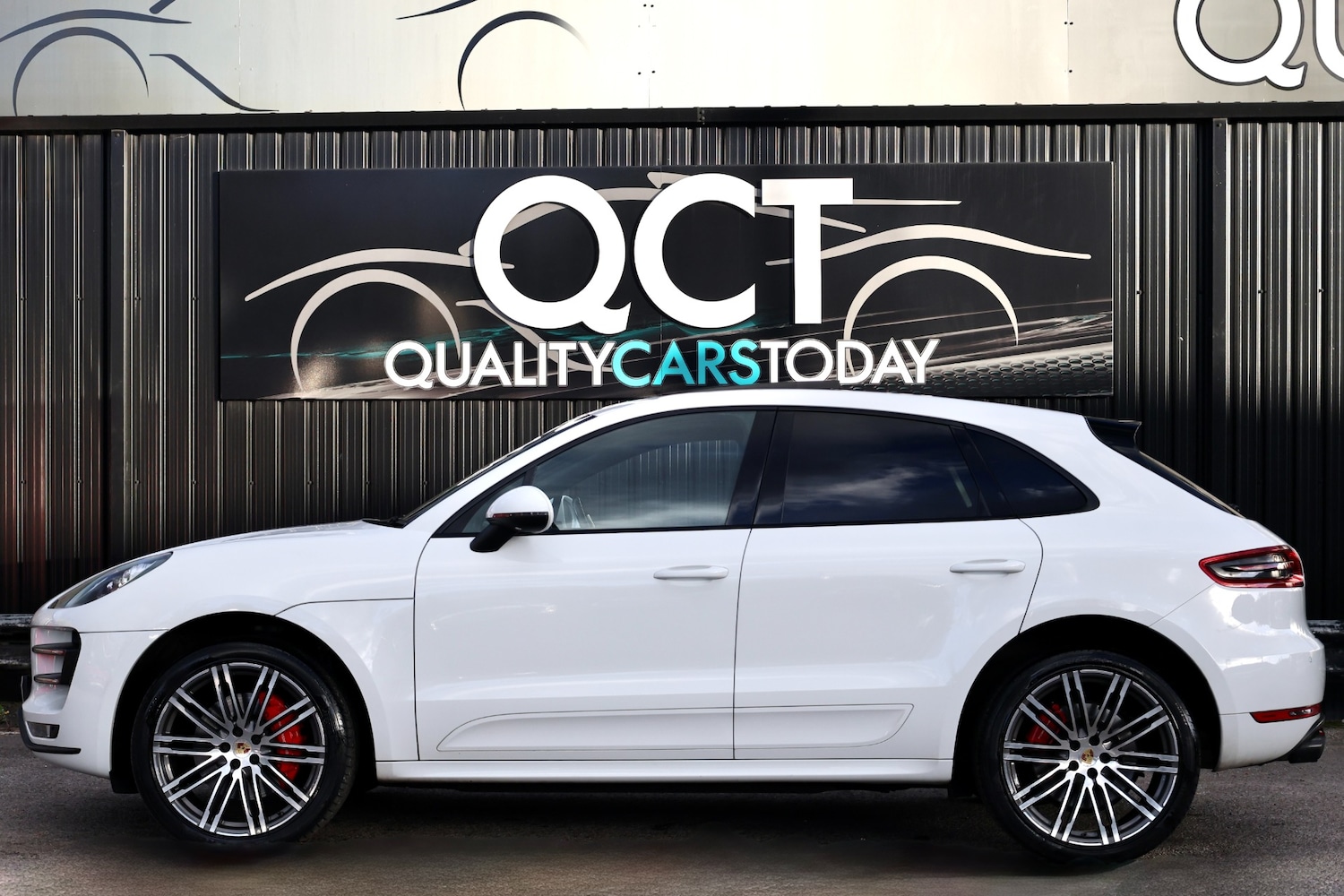 Used Porsche Macan 2014 for sale - 76401841: Photo 2