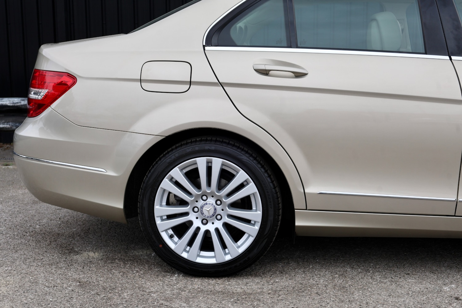 Used Mercedes-Benz C Class 2011 for sale - 78103796: Photo 17