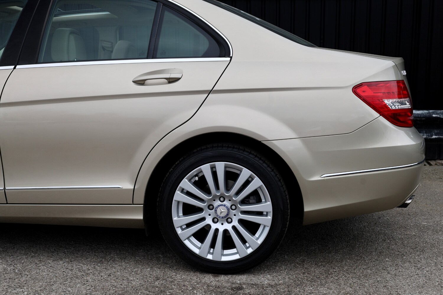 Used Mercedes-Benz C Class 2011 for sale - 78103796: Photo 28