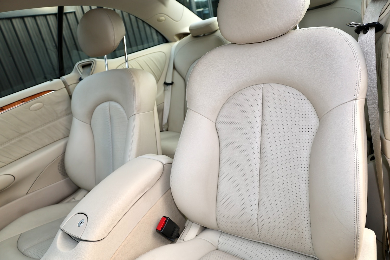 Used Mercedes-Benz CLK 2005 for sale - 77900813: Photo 19