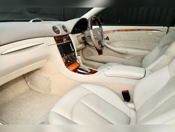 Used Mercedes-Benz CLK 2005 for sale - 77900813: Photo