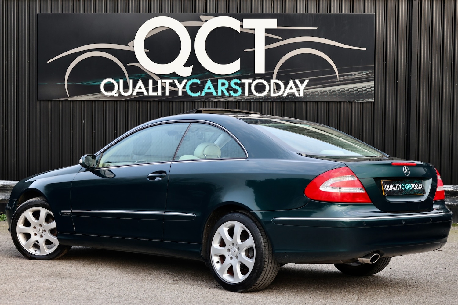 Used Mercedes-Benz CLK 2005 for sale - 77900813: Photo 6