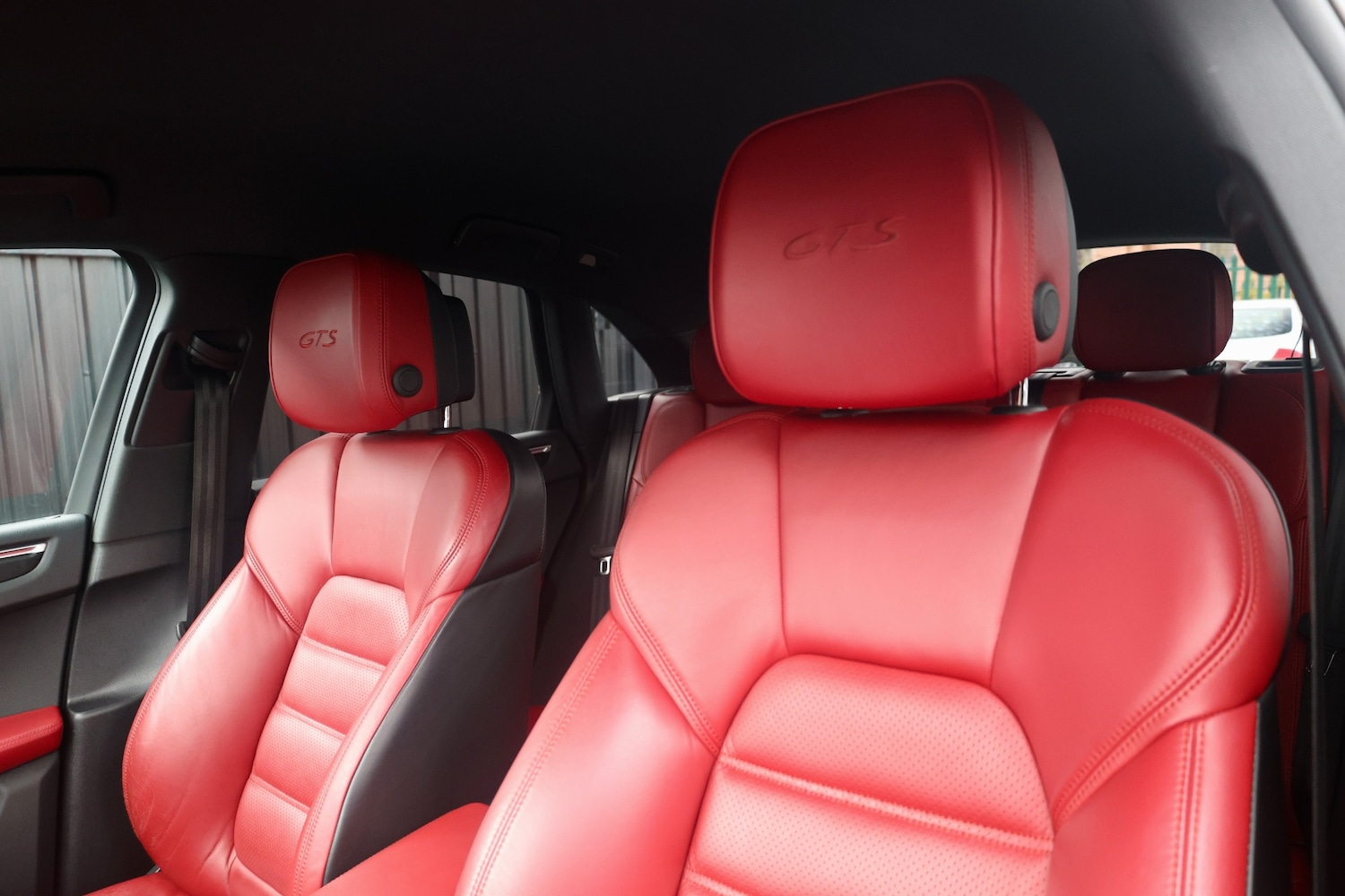 Used Porsche Macan 2018 for sale - 77491113: Photo 20