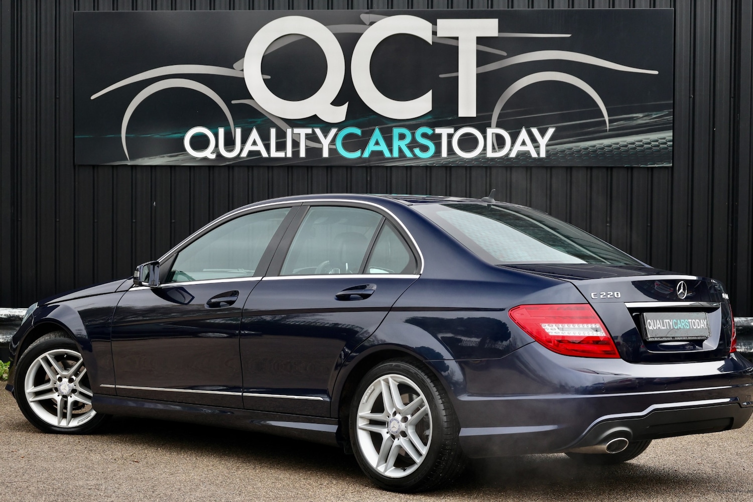Used Mercedes-Benz C Class 2013 for sale - 76672982: Photo 11