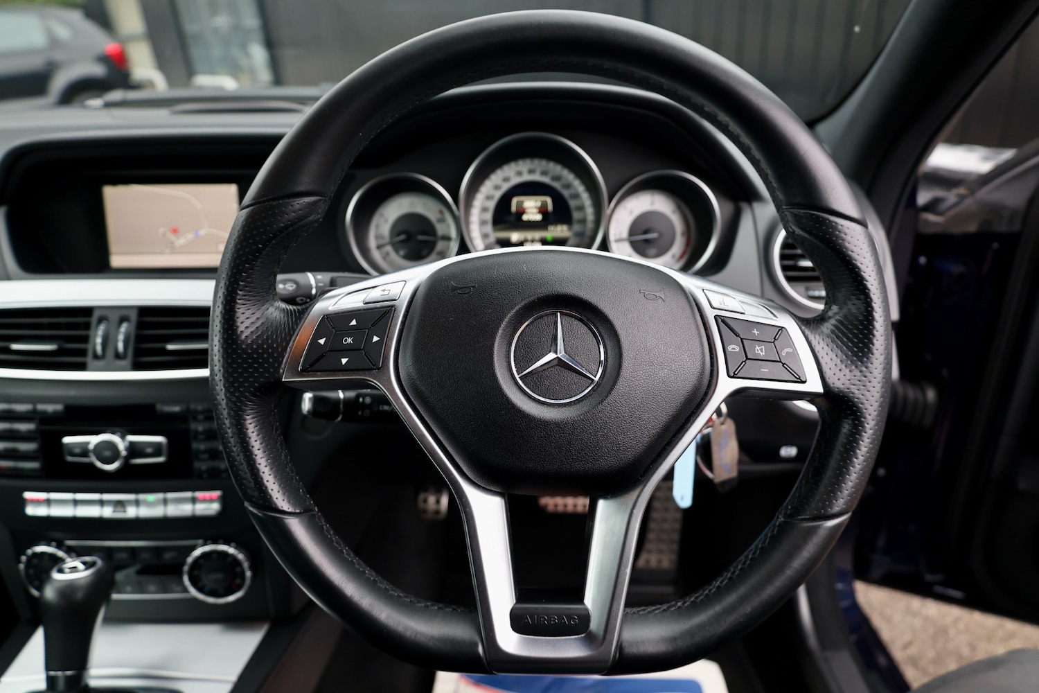 Used Mercedes-Benz C Class 2013 for sale - 76672982: Photo 27