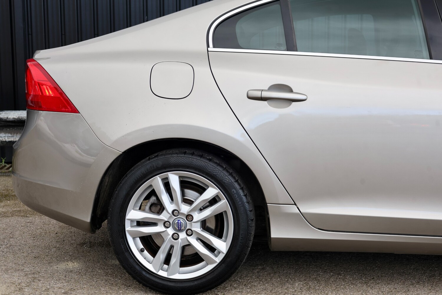 Used Volvo S60 2010 for sale - 77888497: Photo 19