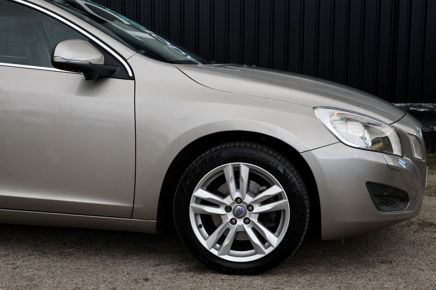 Used Volvo S60 2010 for sale - 77888497: Photo 20