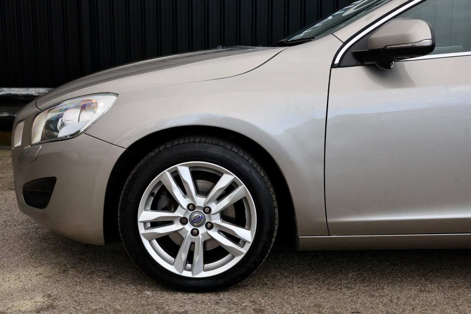 Used Volvo S60 2010 for sale - 77888497: Photo 32