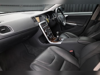 Used Volvo S60 2010 for sale - 77888497: Photo