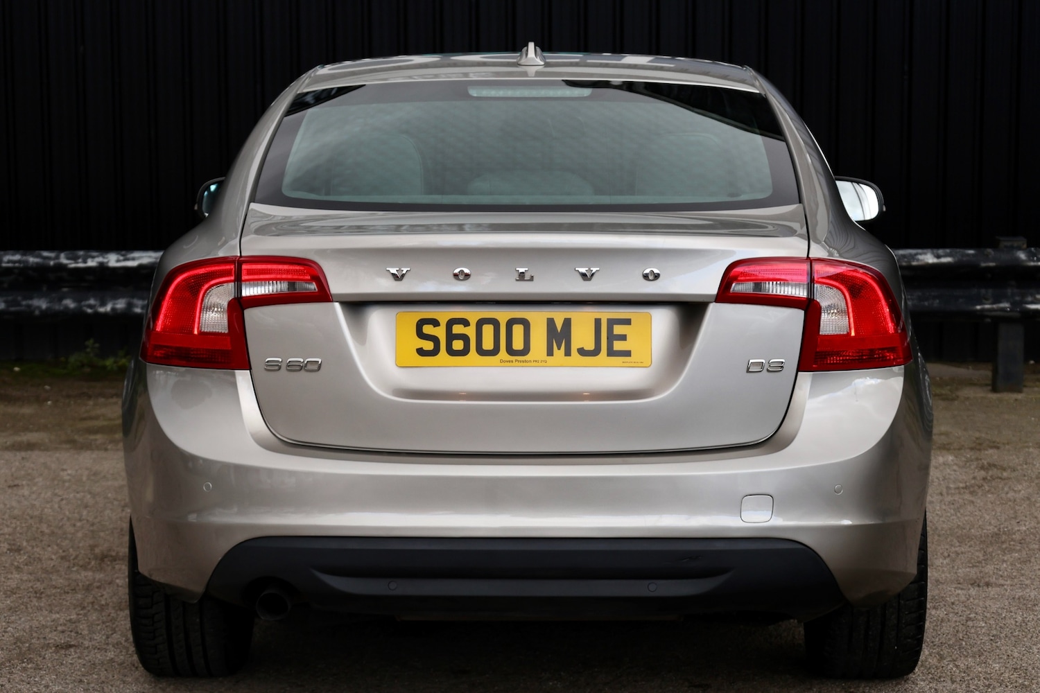 Used Volvo S60 2010 for sale - 77888497: Photo 5
