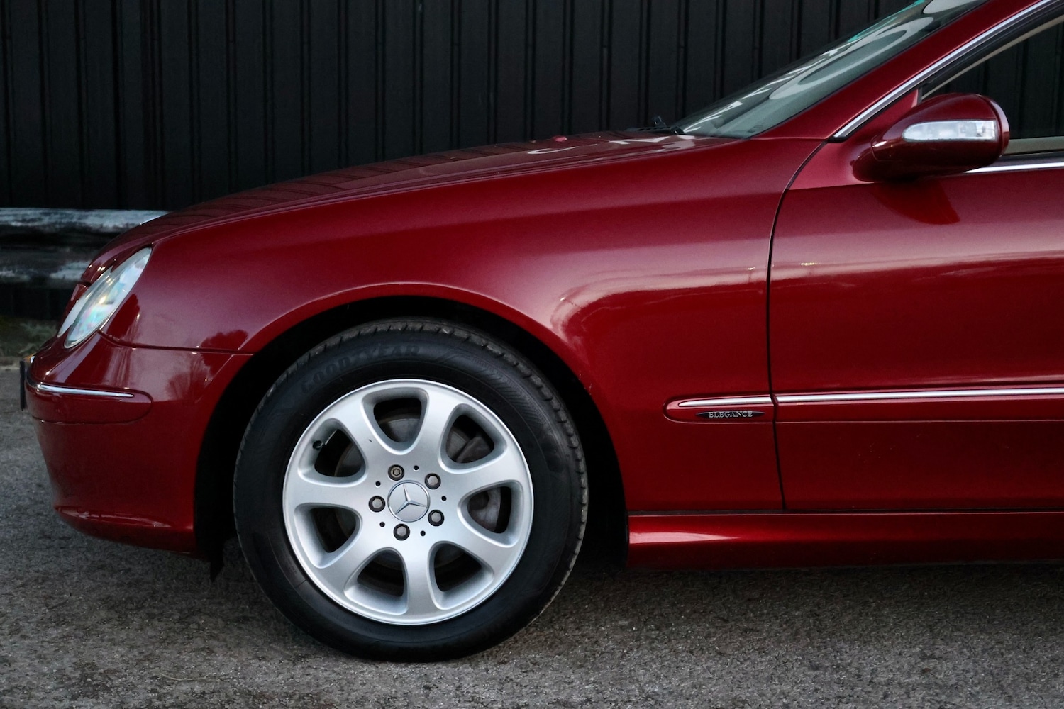 Used Mercedes-Benz CLK 2004 for sale - 76918070: Photo 19