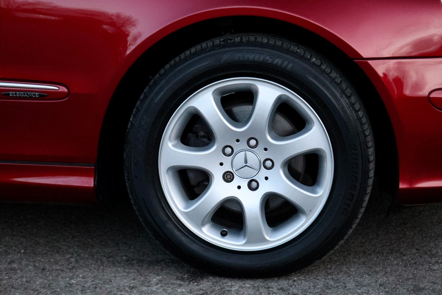 Used Mercedes-Benz CLK 2004 for sale - 76918070: Photo 25