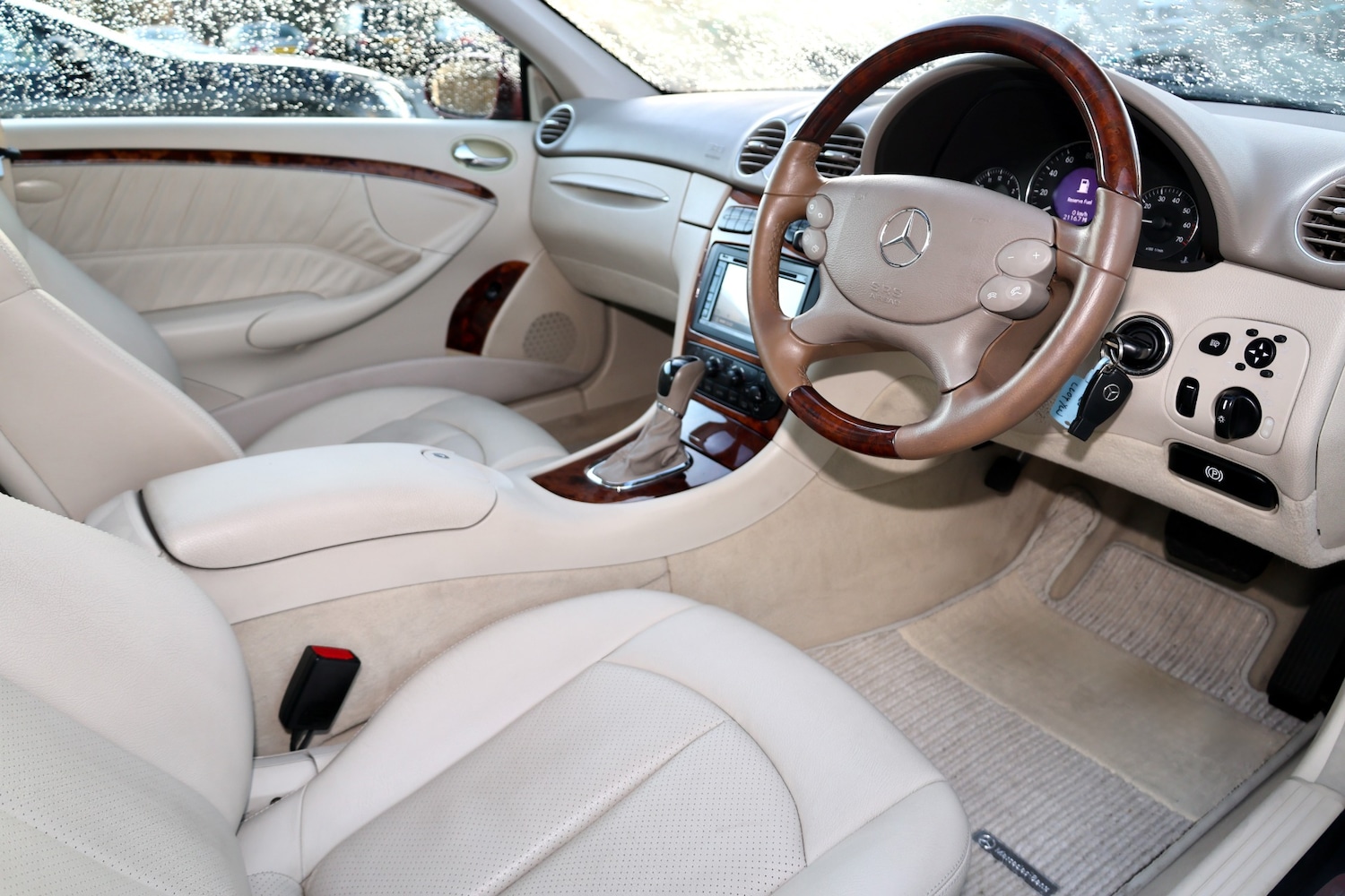 Used Mercedes-Benz CLK 2004 for sale - 76918070: Photo 8