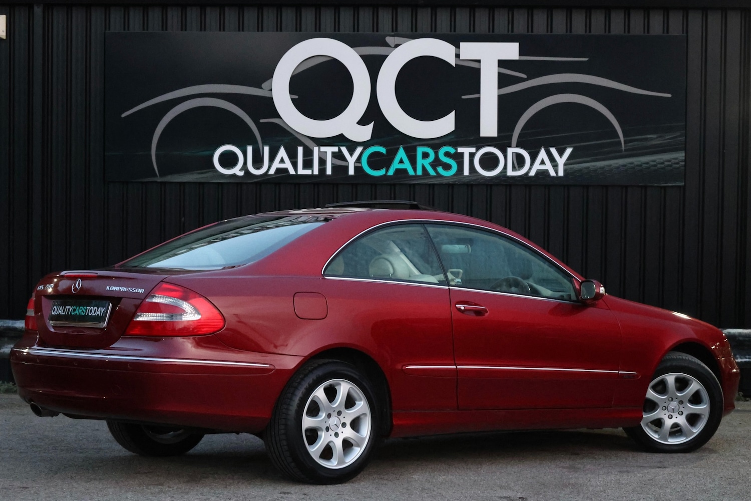 Used Mercedes-Benz CLK 2004 for sale - 76918070: Photo 9