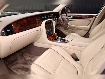 Used Jaguar XJ 2006 for sale - 75615485: Photo