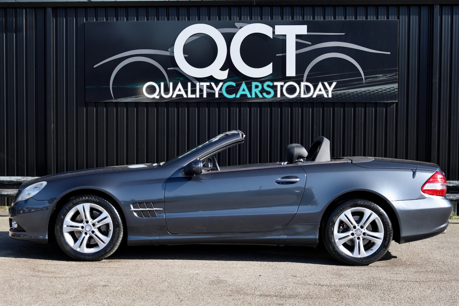 Used Mercedes-Benz SL 2008 for sale - 77995749: Photo 2