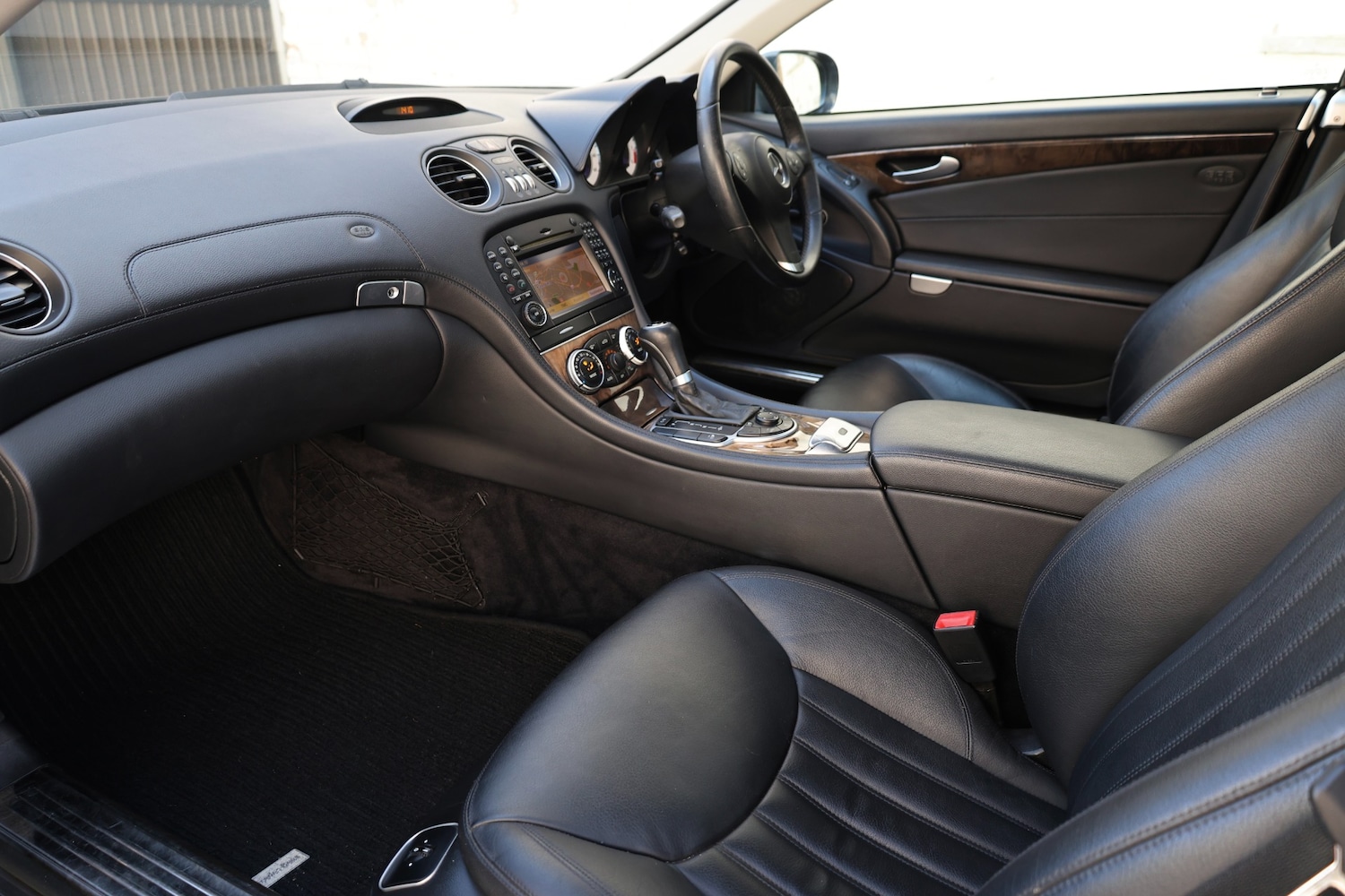 Used Mercedes-Benz SL 2008 for sale - 77995749: Photo 3