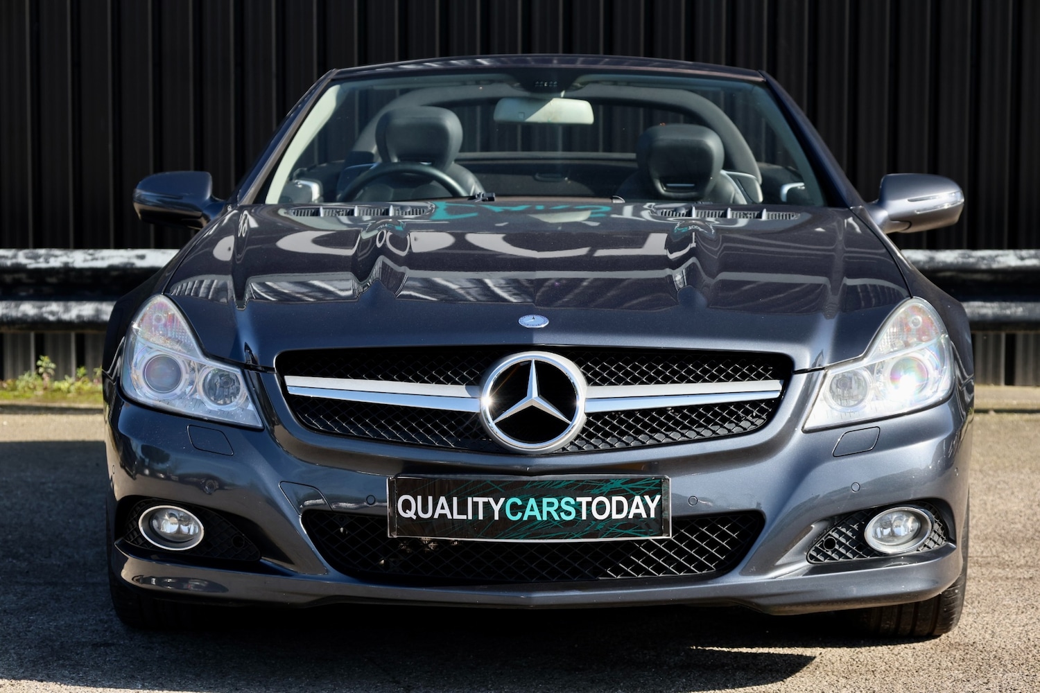 Used Mercedes-Benz SL 2008 for sale - 77995749: Photo 4