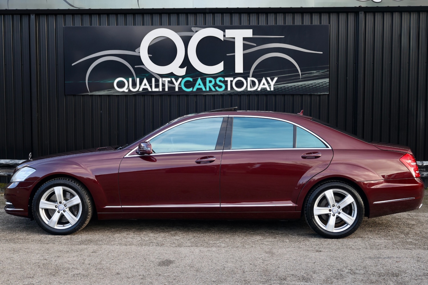 Used Mercedes-Benz S Class 2013 for sale - 77334111: Photo 2