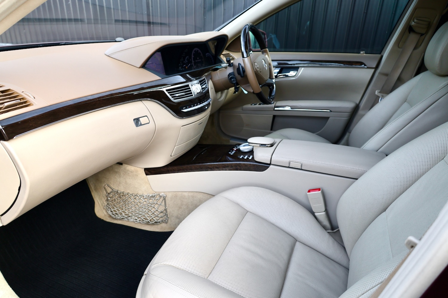 Used Mercedes-Benz S Class 2013 for sale - 77334111: Photo 3