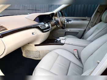 Used Mercedes-Benz S Class 2013 for sale - 77334111: Photo