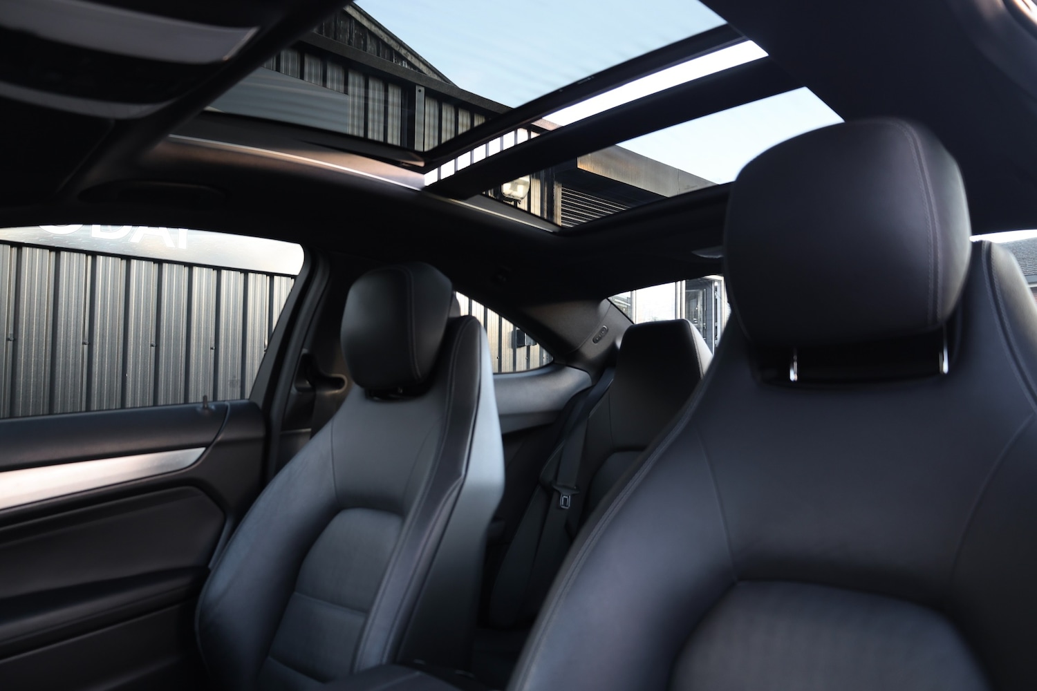 Used Mercedes-Benz C Class 2013 for sale - 76381772: Photo 10