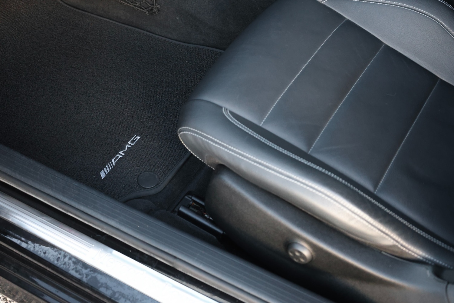 Used Mercedes-Benz C Class 2013 for sale - 76381772: Photo 32