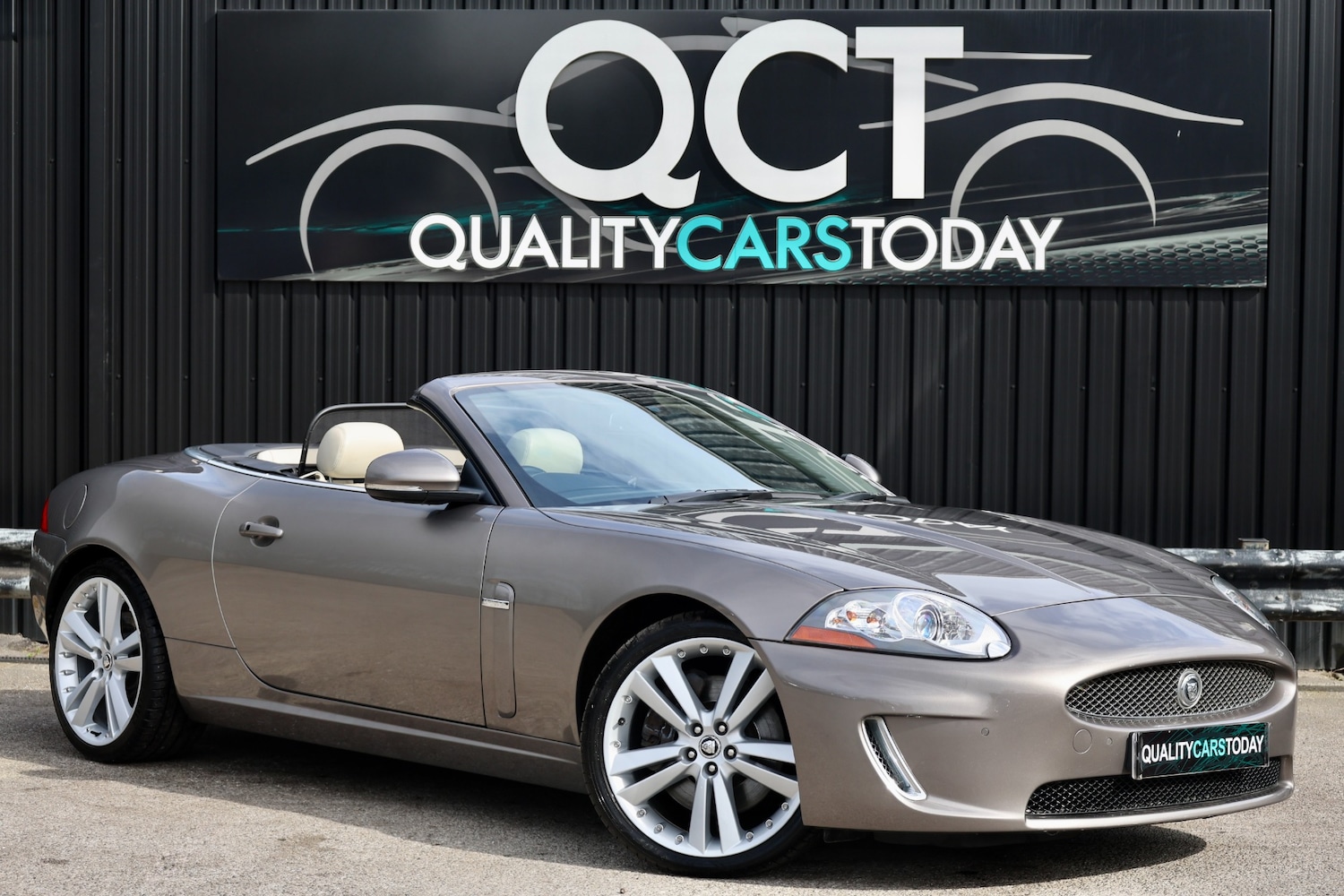 Used Jaguar XK 2010 for sale - 78131450: Photo 1