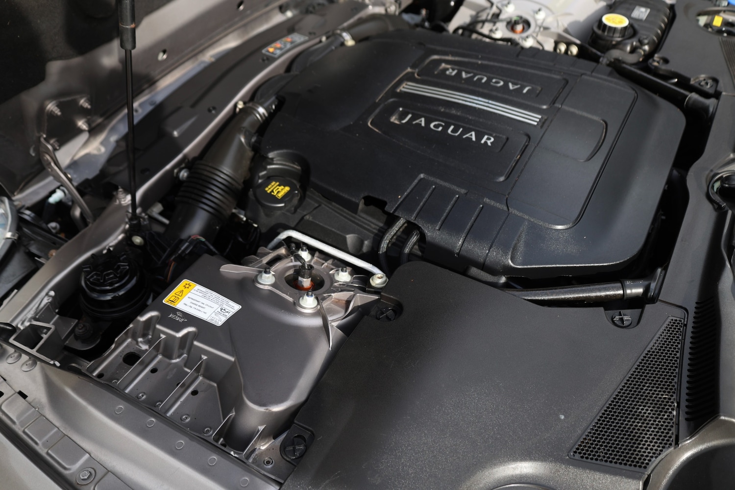 Used Jaguar XK 2010 for sale - 78131450: Photo 35