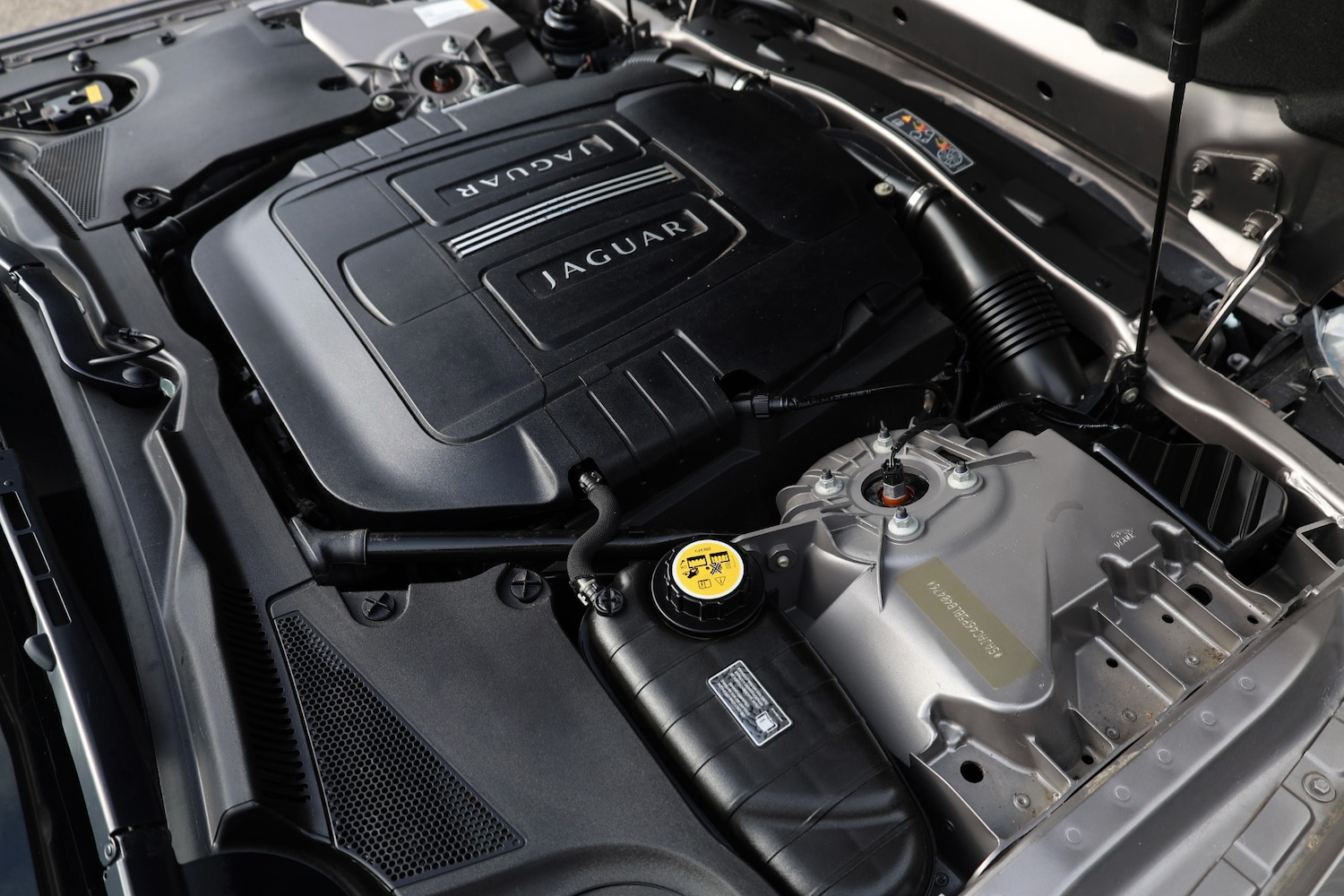 Used Jaguar XK 2010 for sale - 78131450: Photo 36