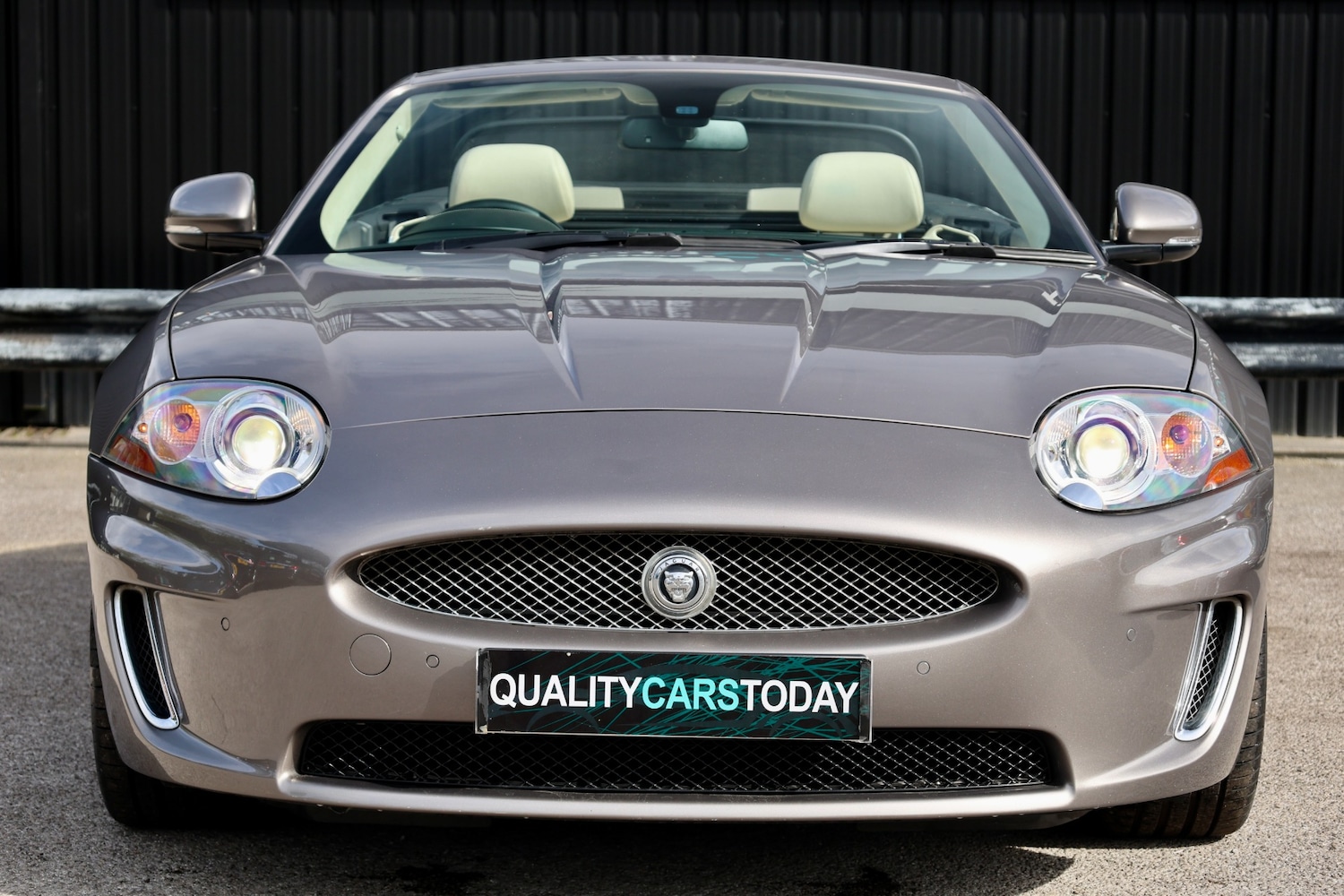 Used Jaguar XK 2010 for sale - 78131450: Photo 4