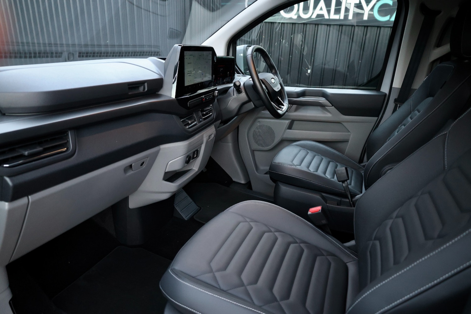 Used Ford Tourneo Custom 2026 for sale - 77735889: Photo 3