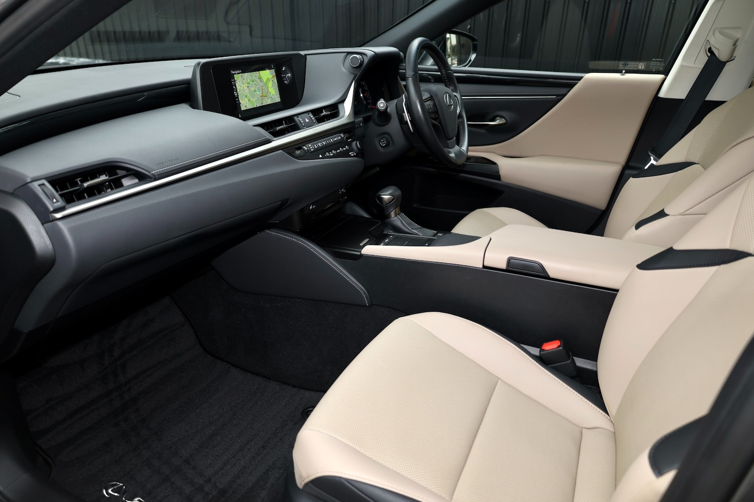 Used Lexus ES 2020 for sale - 76271623: Photo 49